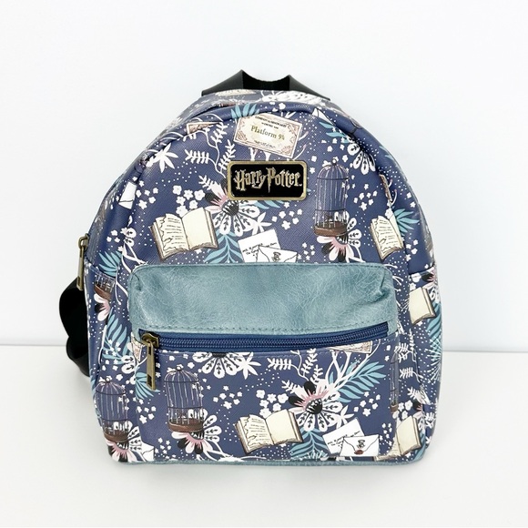bag cover waterproof for rain Universal and Reversible Simply attach to your transpire Aldo | Bags | Color:Faded Green N